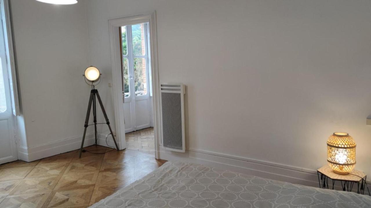 Appartement 3 - T2 60M2 - Standing, Moderne Et Tout Equipe - Carmes-Renforts , Toulouse Luaran gambar